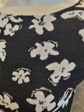 Load image into Gallery viewer, Blouse
