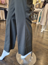 Load image into Gallery viewer, Trousers

