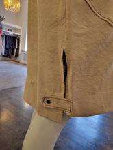 Load image into Gallery viewer, Jacket/ Shirt
