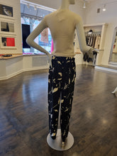 Load image into Gallery viewer, Trousers
