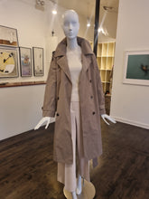 Load image into Gallery viewer, Coat
