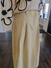 Load image into Gallery viewer, Trousers
