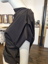 Load image into Gallery viewer, Blouse
