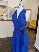 Load image into Gallery viewer, Dress
