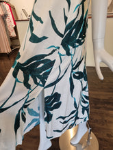 Load image into Gallery viewer, Dress
