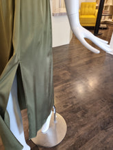Load image into Gallery viewer, Dress
