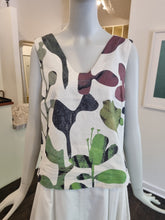 Load image into Gallery viewer, Blouse
