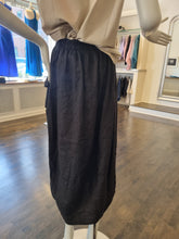Load image into Gallery viewer, Linen Skirt
