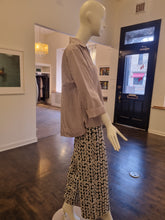 Load image into Gallery viewer, Shirt
