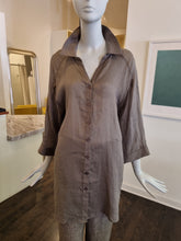 Load image into Gallery viewer, Shirt
