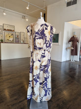 Load image into Gallery viewer, Blouse
