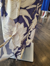Load image into Gallery viewer, Trousers
