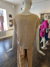 Load image into Gallery viewer, Blouse
