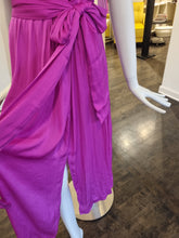 Load image into Gallery viewer, Dress
