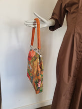 Load image into Gallery viewer, Handbag
