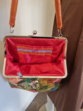 Load image into Gallery viewer, Handbag
