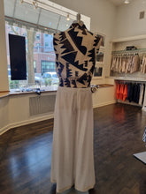 Load image into Gallery viewer, Blouse
