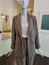 Load image into Gallery viewer, Jacket
