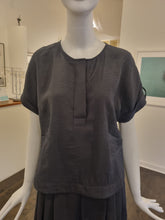 Load image into Gallery viewer, Blouse
