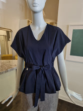 Load image into Gallery viewer, Blouse
