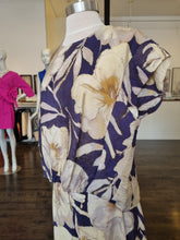 Load image into Gallery viewer, Blouse
