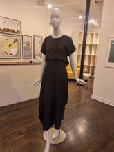 Load image into Gallery viewer, Trousers
