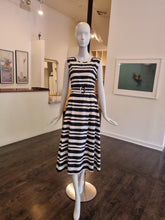 Load image into Gallery viewer, Dress
