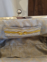 Load image into Gallery viewer, Handbag
