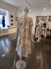 Load image into Gallery viewer, Dress
